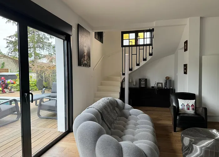 Villa Basquaise Avec Piscine